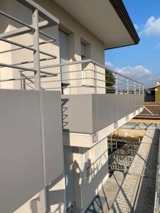 parapetto misto laminato